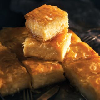 GreekSyrupy-Pastries-Catering-BakedProducts