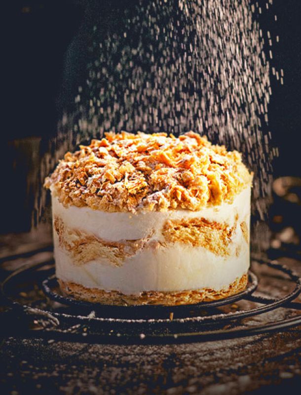 Food service patisserie of frozen dessert and sweets products